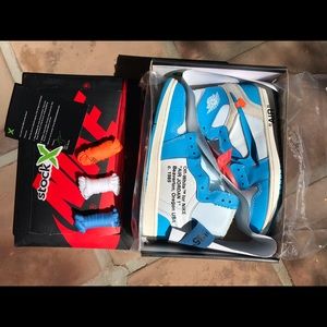 Nike Air Jordan Retro 1 Off-White UNC